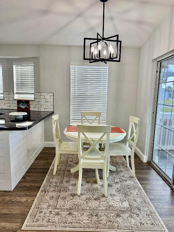 PALM VILLAGE RANCH - Residential