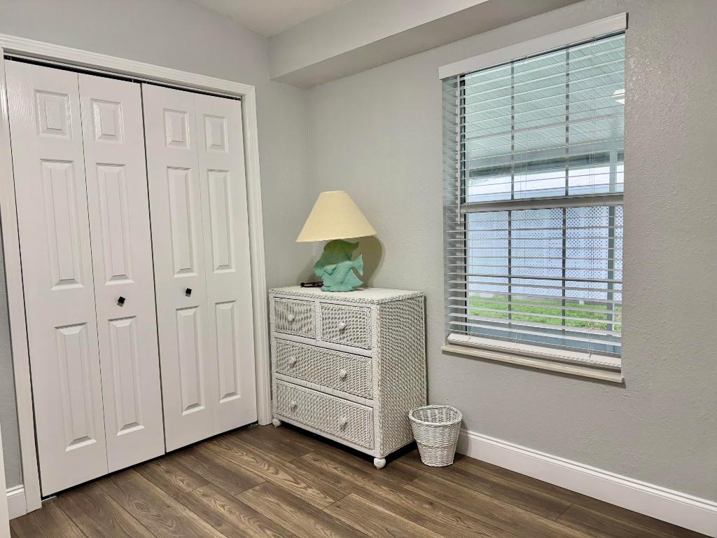 PALM VILLAGE RANCH - Residential