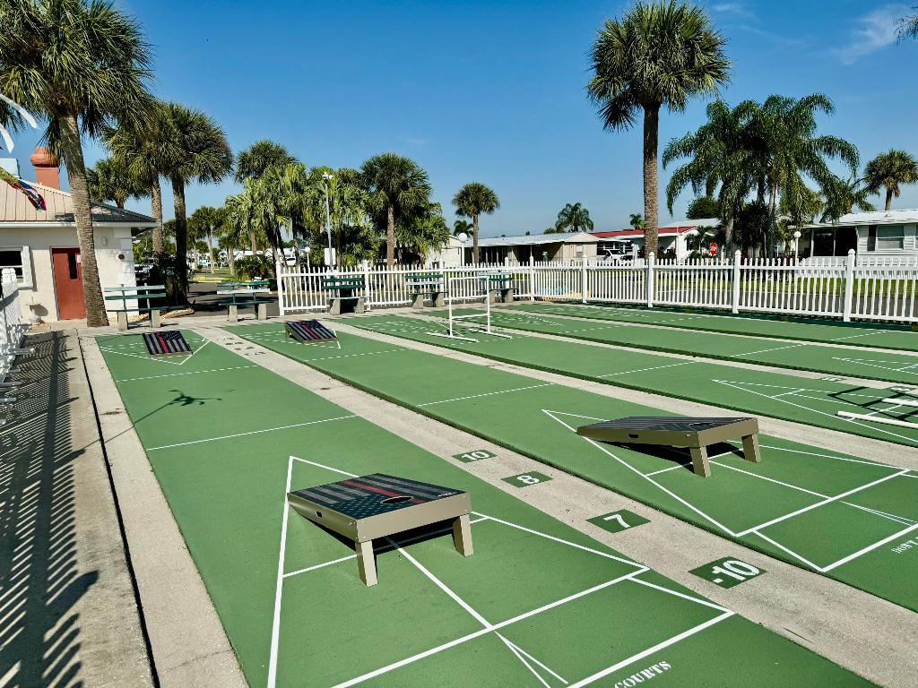 PALM VILLAGE RANCH - Residential