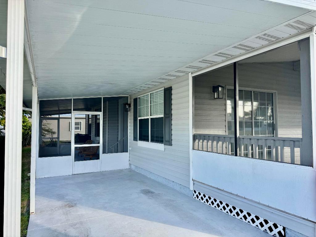 PALM VILLAGE RANCH - Residential