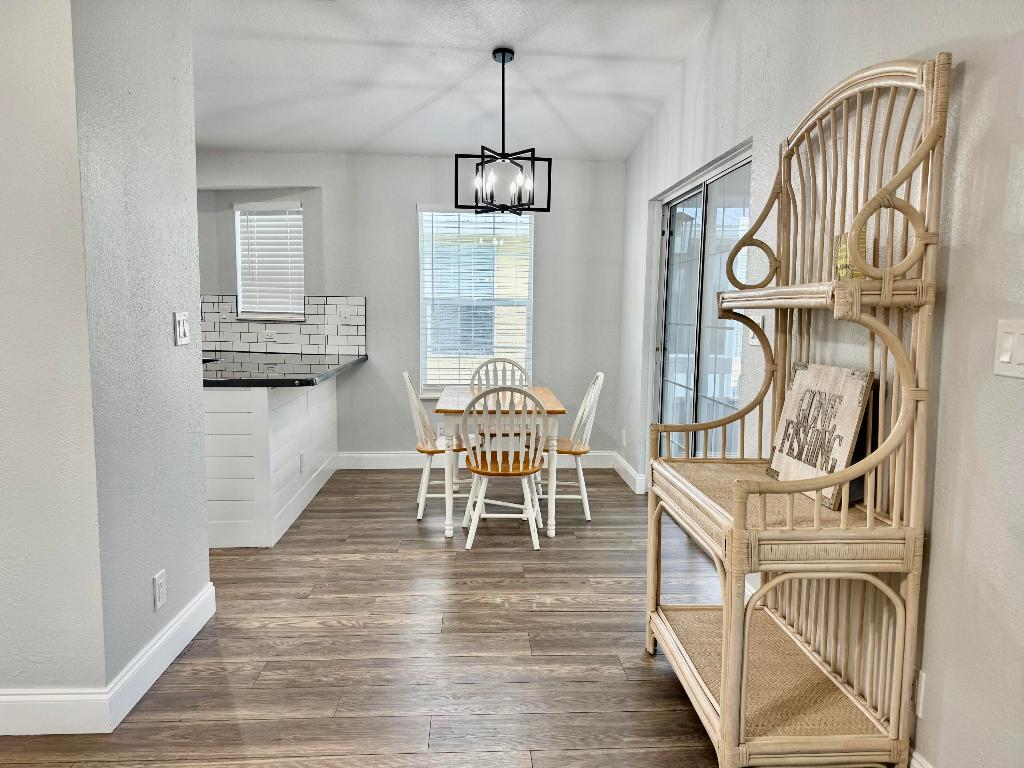 PALM VILLAGE RANCH - Residential