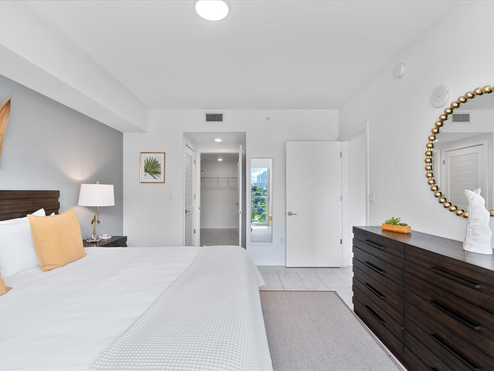 QUADRO CONDO - Residential Lease