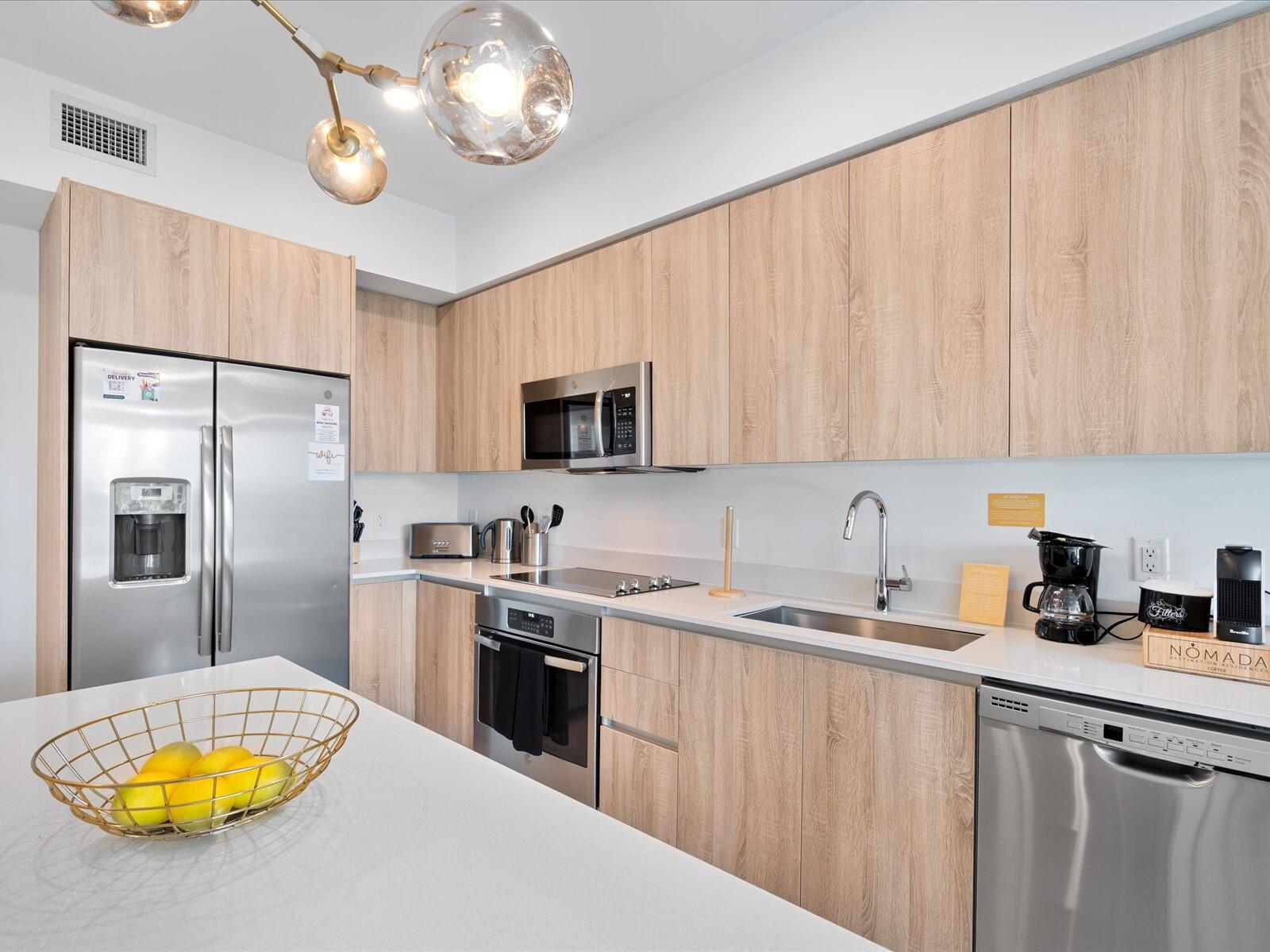 QUADRO CONDO - Residential Lease