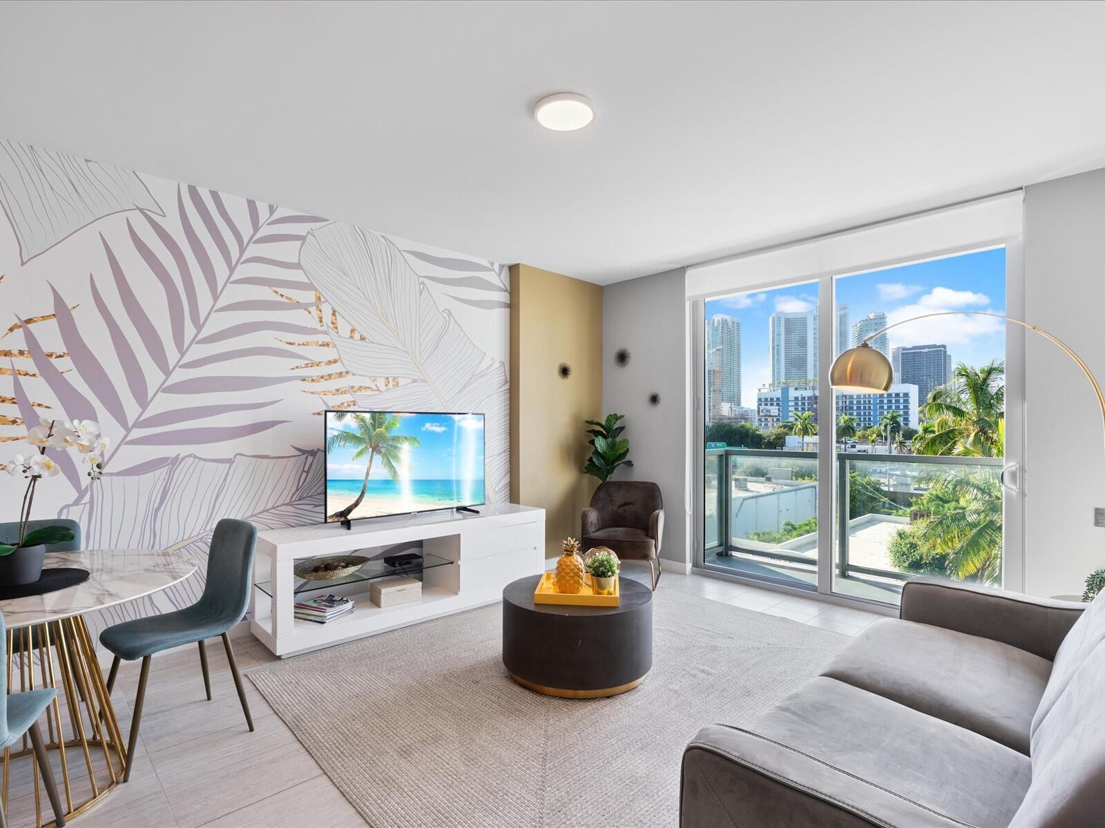 QUADRO CONDO - Residential Lease