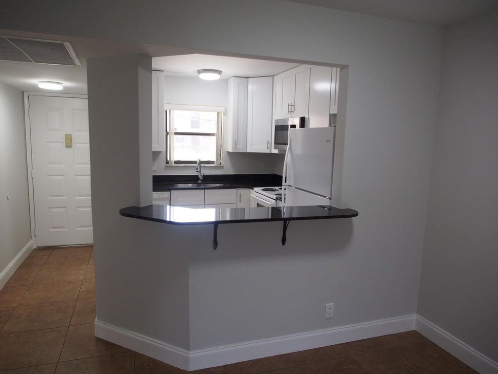 Photo of 21906 Lake Forest Cir #106, Boca Raton, FL 33433 (MLS # R11011665)