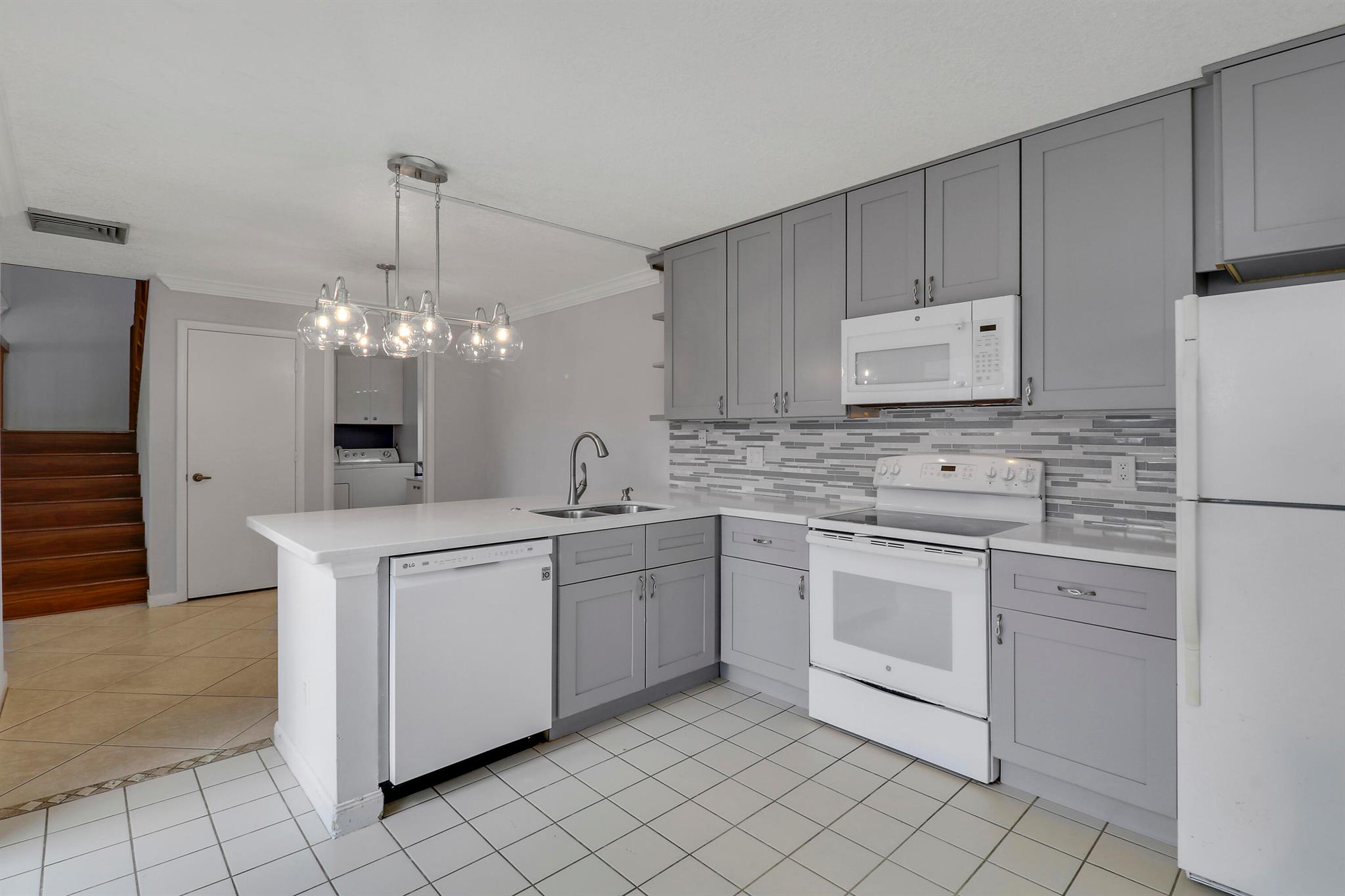 STAMFORD AT THE VILL - Residential