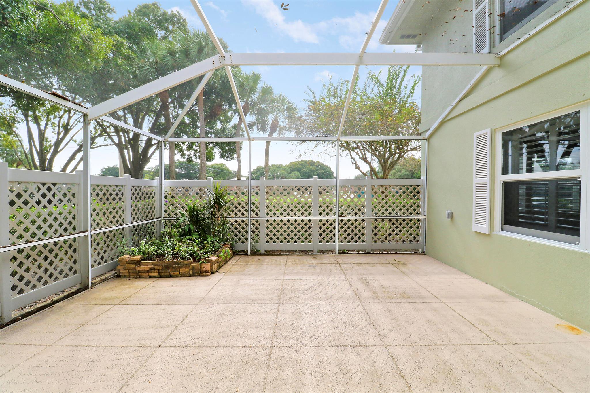 STAMFORD AT THE VILL - Residential