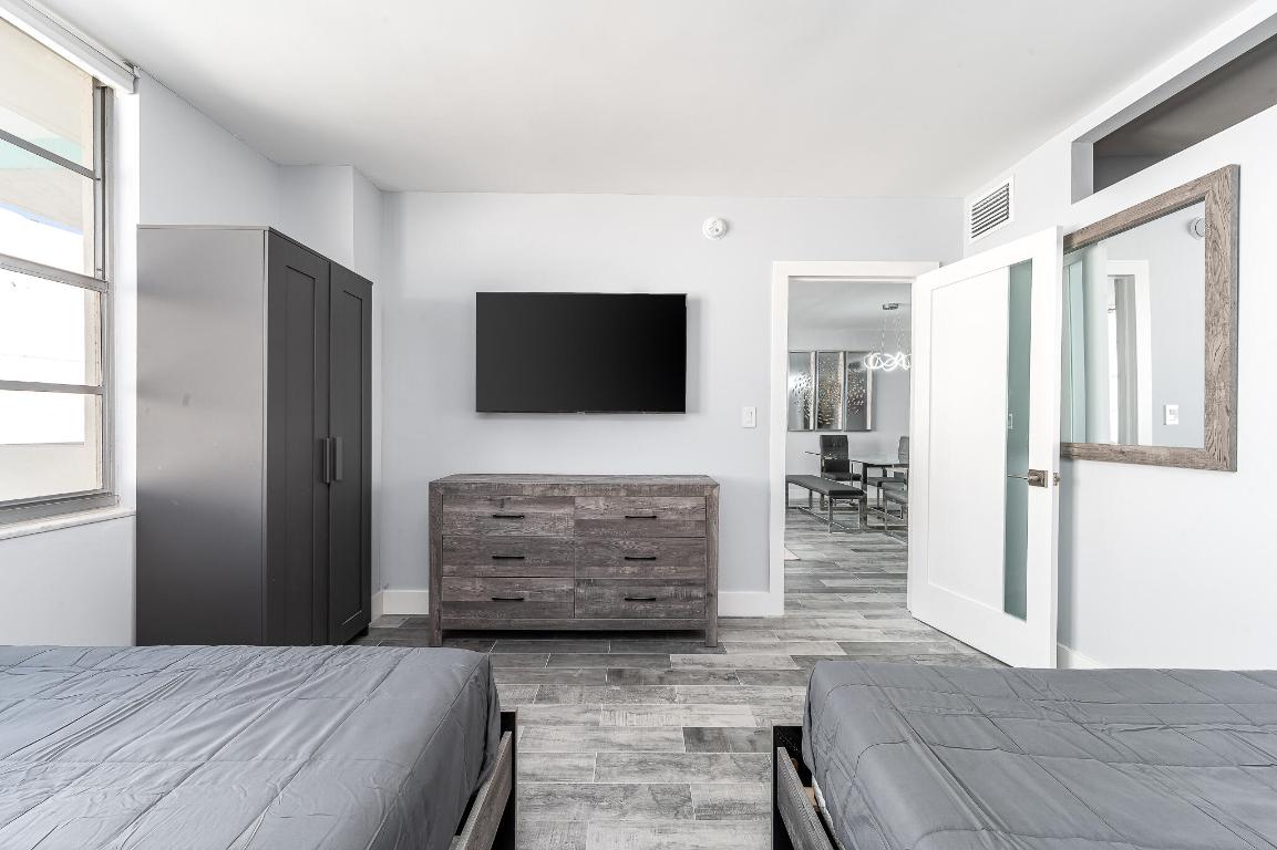 3725 S Ocean Drive 1203