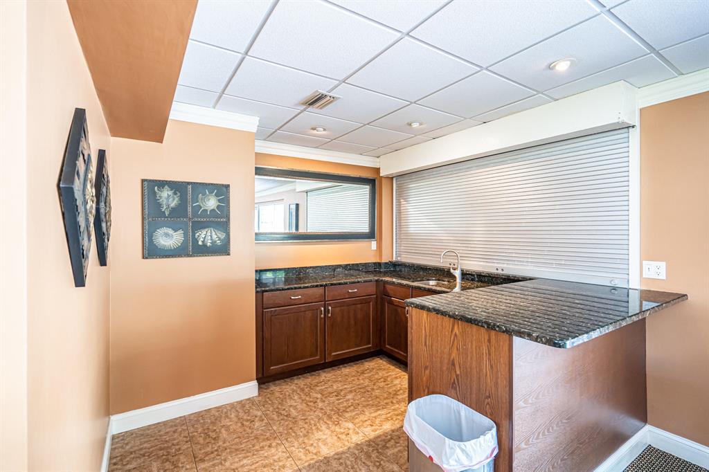 ATLANTIC CLOISTERS - Residential