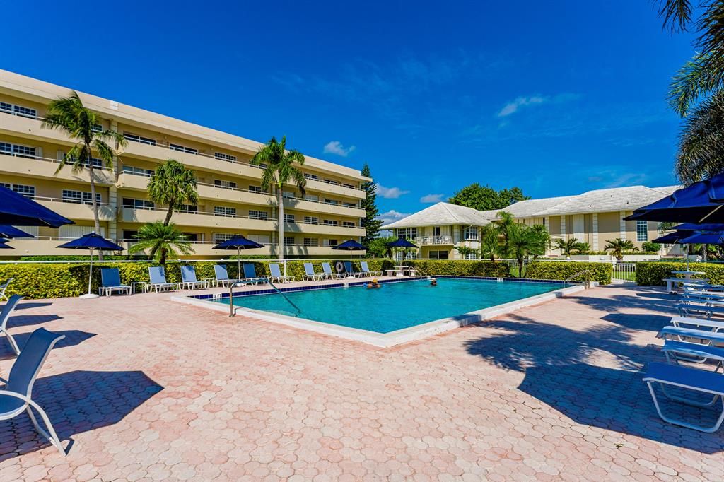 ATLANTIC CLOISTERS - Residential