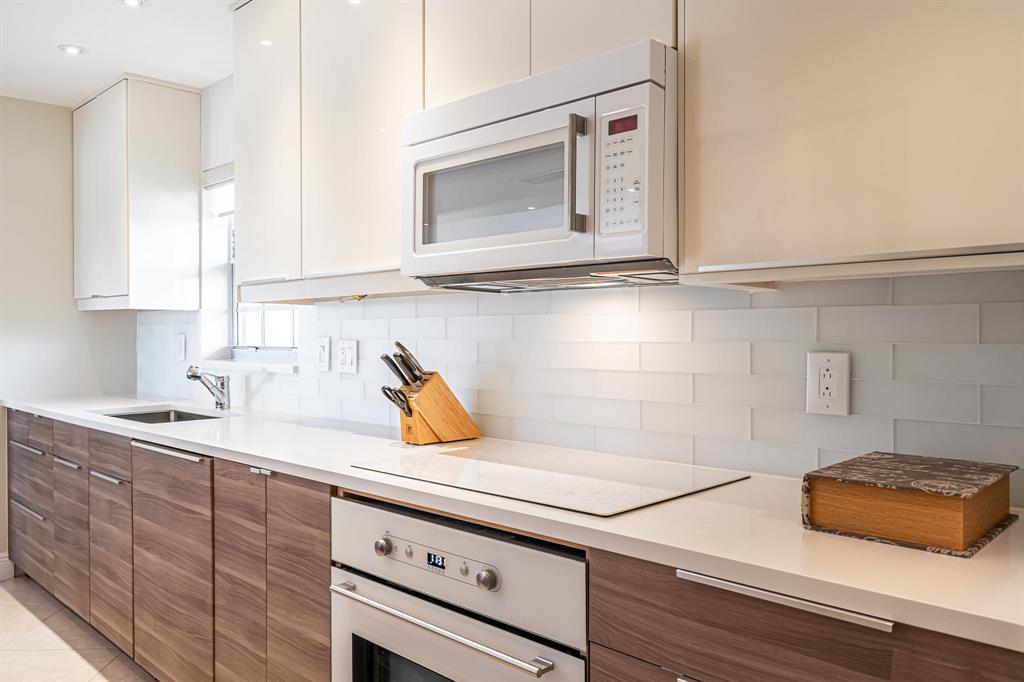 ATLANTIC CLOISTERS - Residential