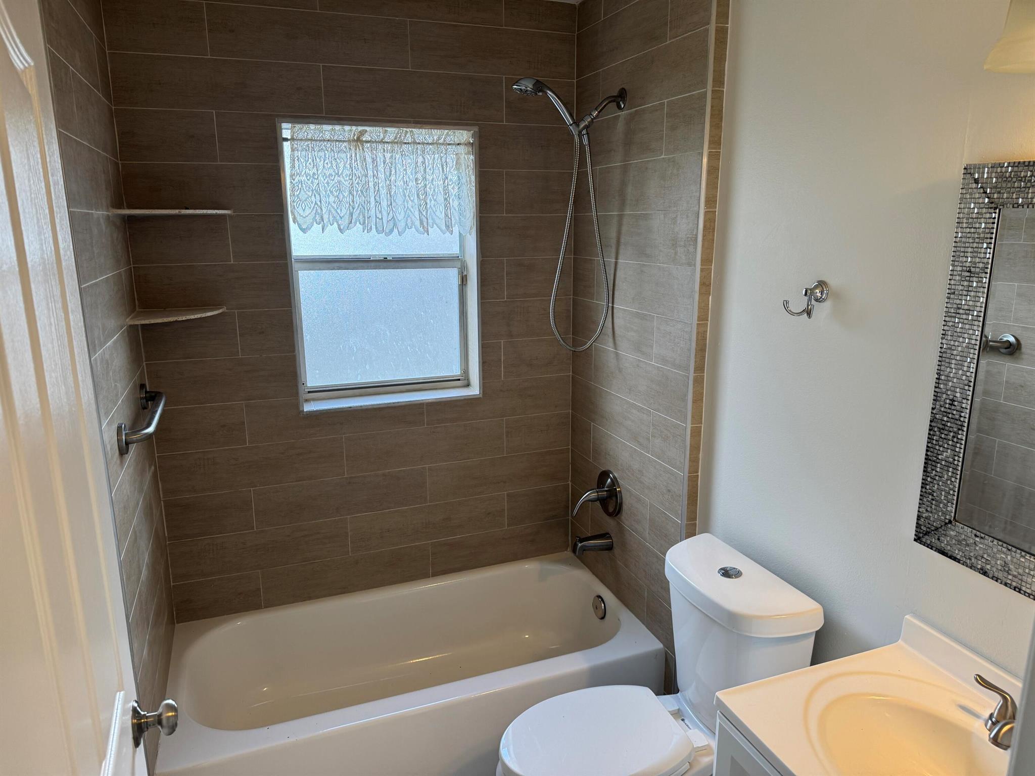 PORT ST LUCIE SECTION 18 - Residential Lease