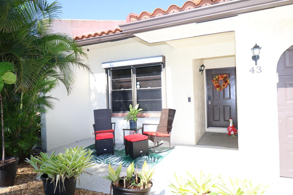 Photo of 43 Bethesda Park Circle #K43, Boynton Beach, FL 33435 (MLS # R11090745)