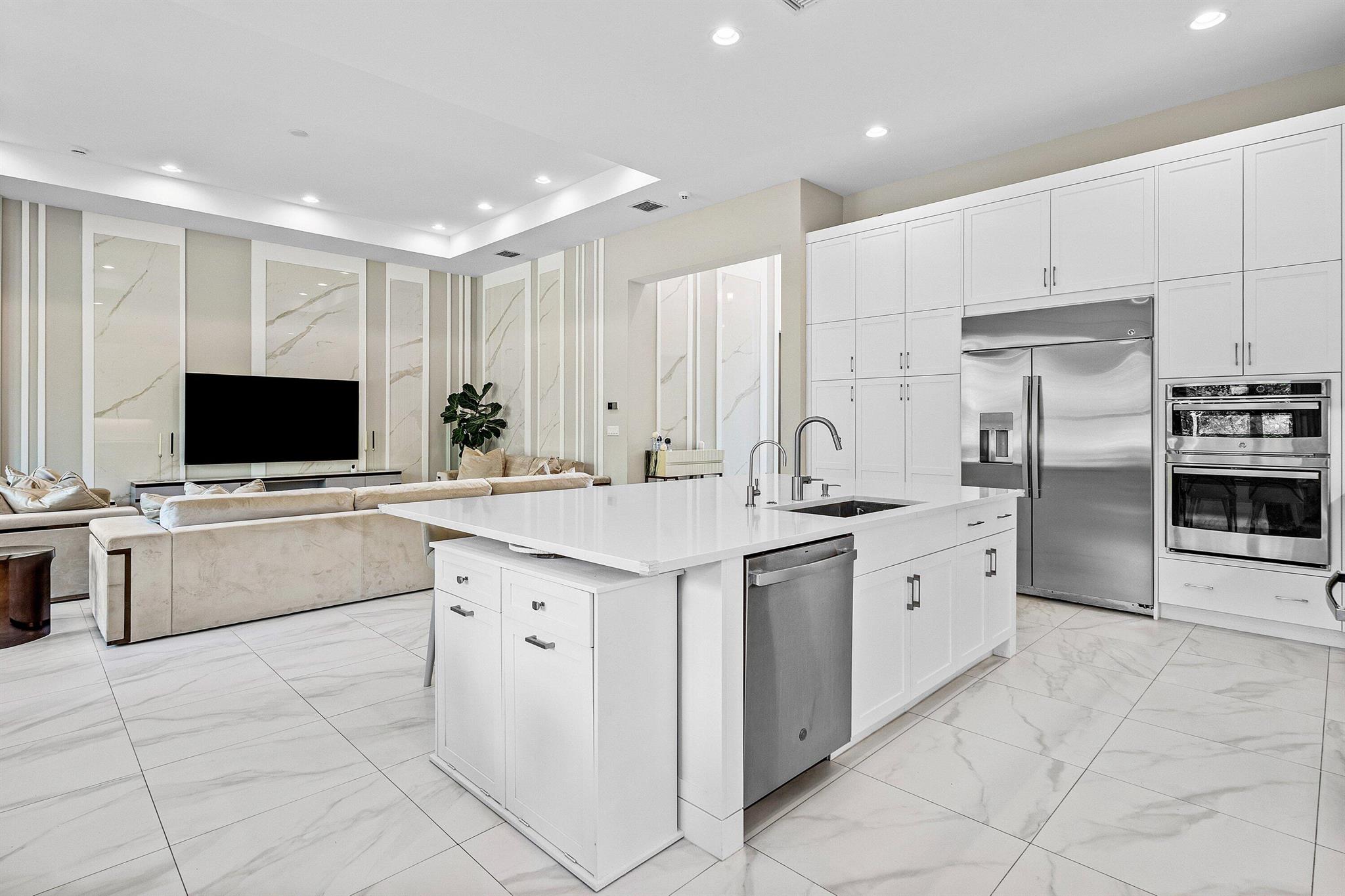 BOCA RATON GOLF COURSE PU - Residential