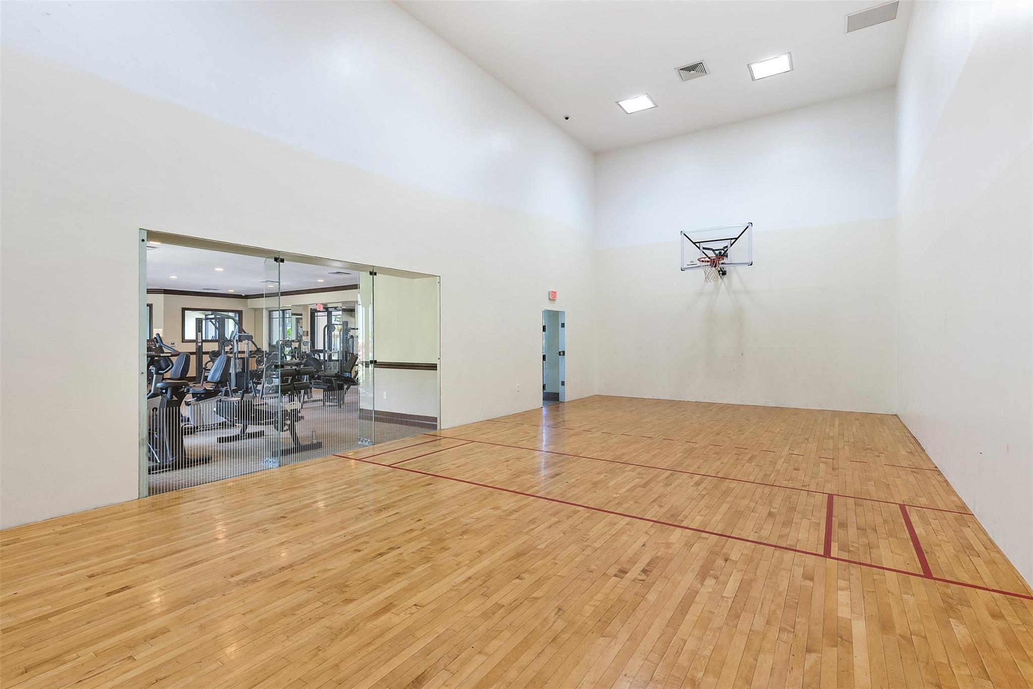 SAN MATERA THE GARDENS CO - Residential Lease