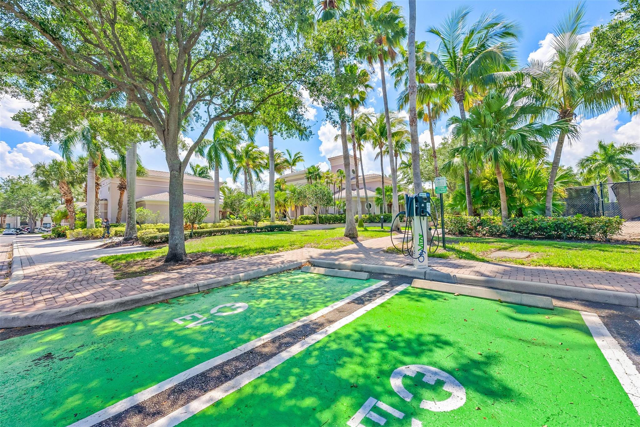 SAN MATERA THE GARDENS CO - Residential Lease