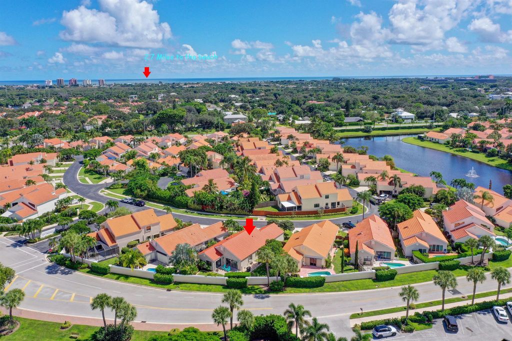 Photo of 13334 Saint Tropez Circle, Palm Beach Gardens, FL 33410 (MLS # R10927869)