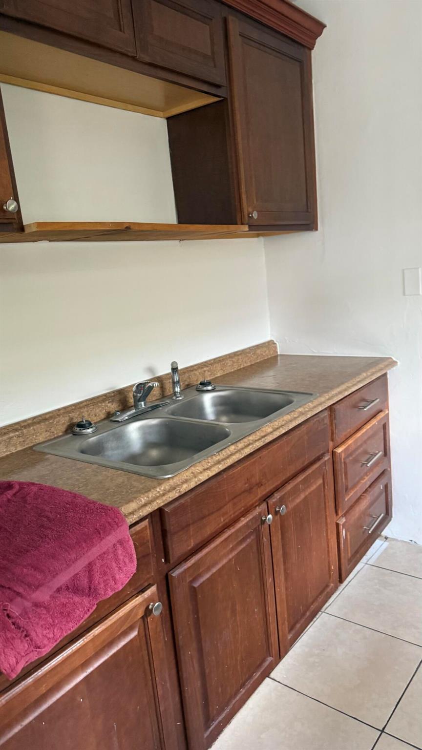 TOURIST NOOK DELRAY IN - Residential Lease