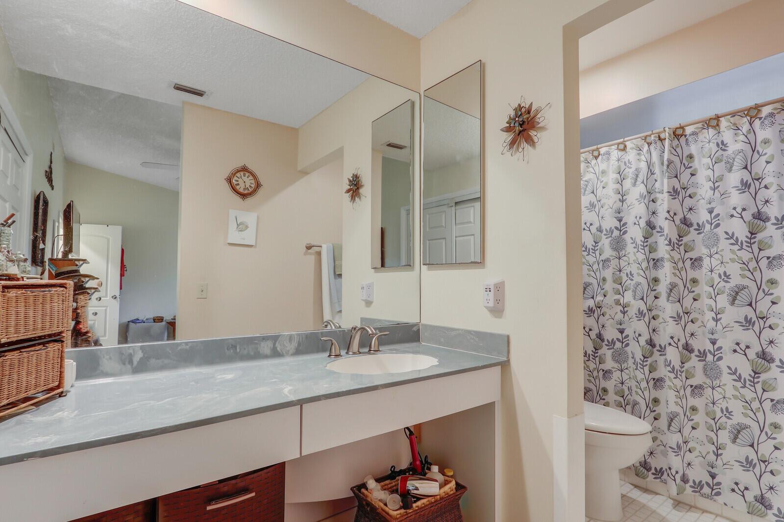 QUAIL MEADOW AT MARTIN DO - Residential Lease