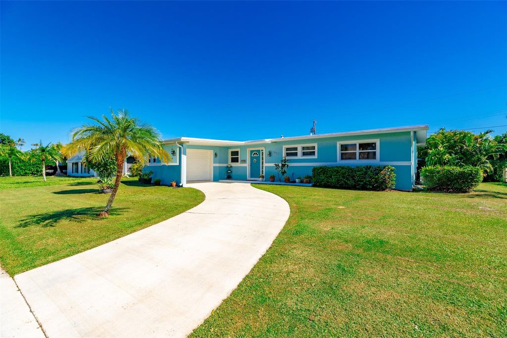 Photo of 3173 SE Pruitt Road, Port Saint Lucie, FL 34952 (MLS # F10533760)