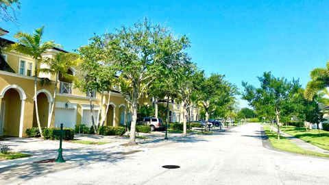 Townhouse in Port St Lucie FL 6179 Helmsdale Way Way 2.jpg