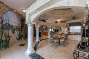 Palm Beach Point - Residential