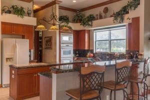 Palm Beach Point - Residential