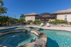 Palm Beach Point - Residential