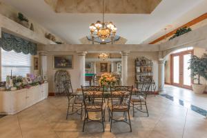 Palm Beach Point - Residential