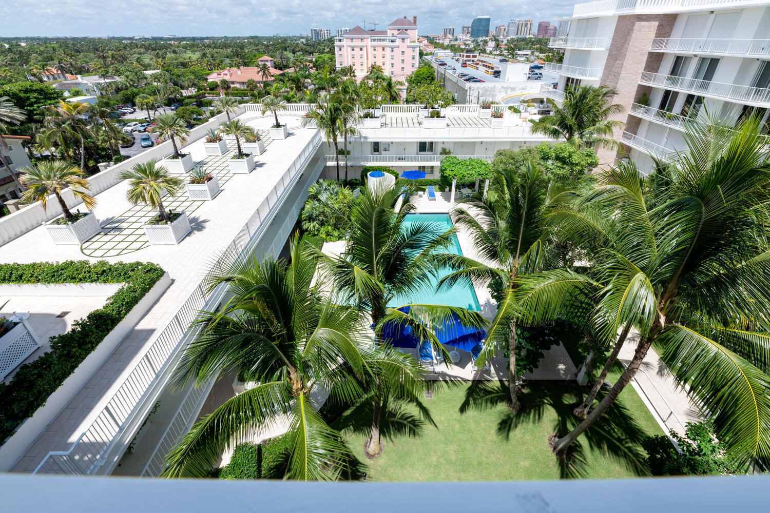 WINTHROP HOUSE CONDO - Residential