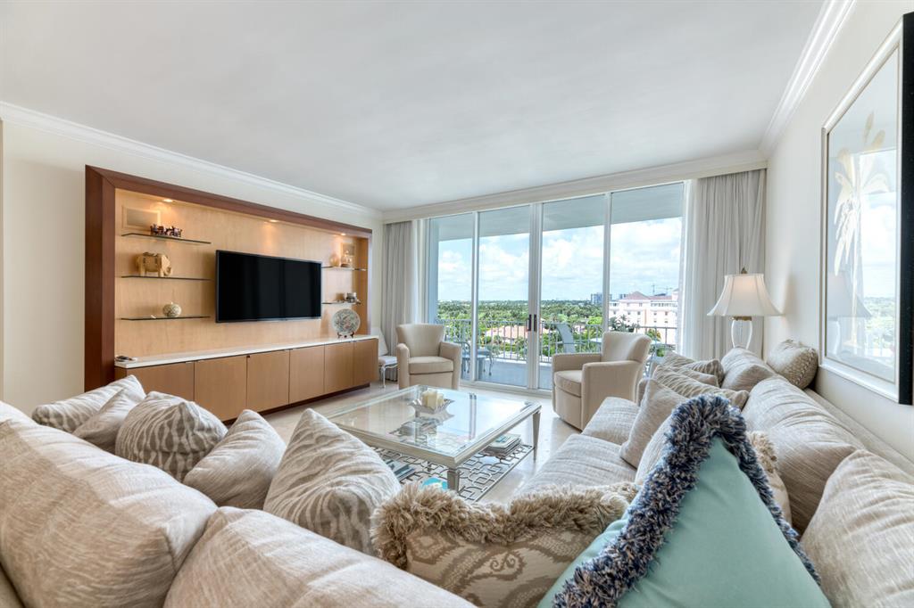 WINTHROP HOUSE CONDO - Residential