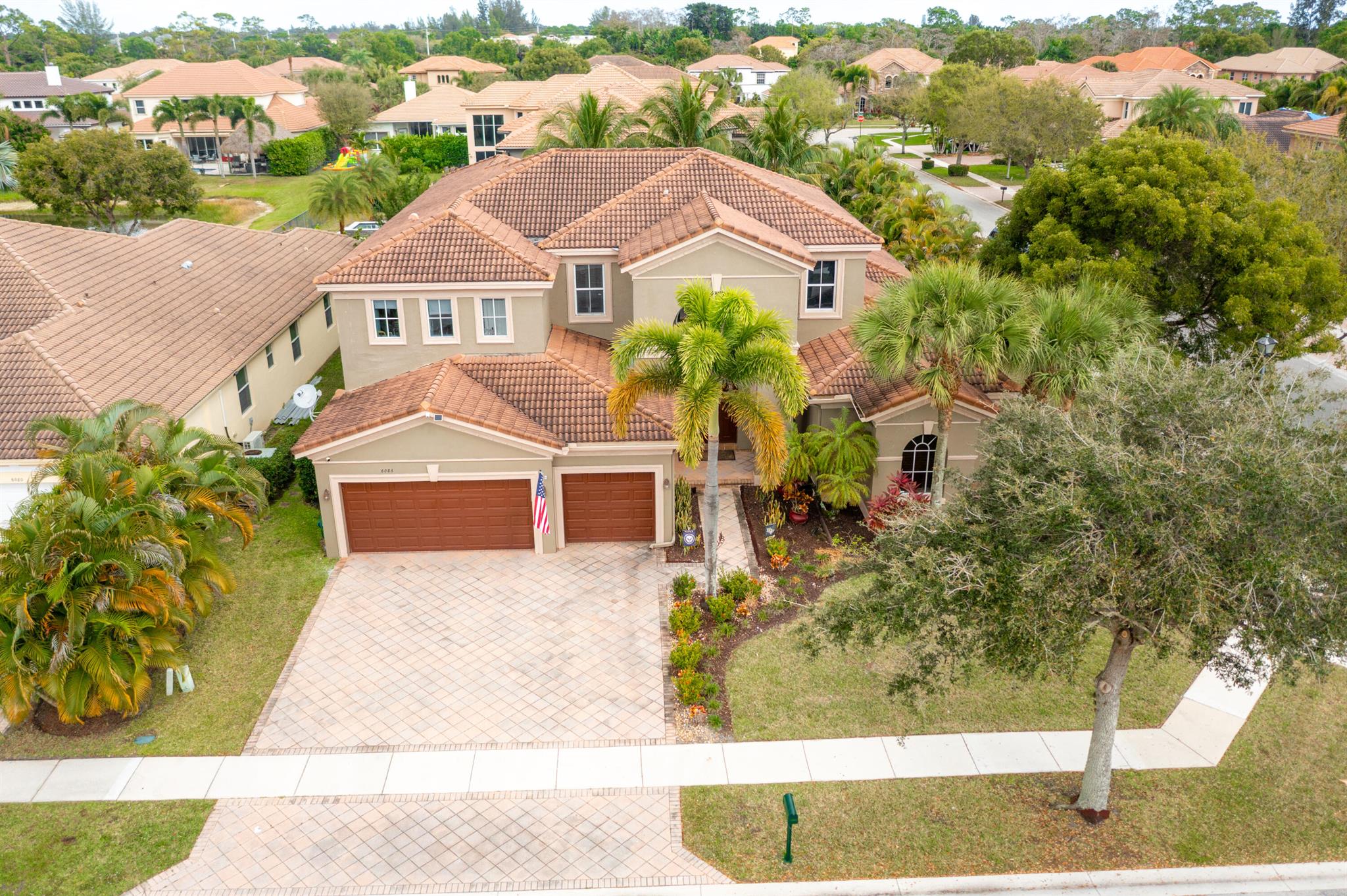 6086 Pond Bluff Court