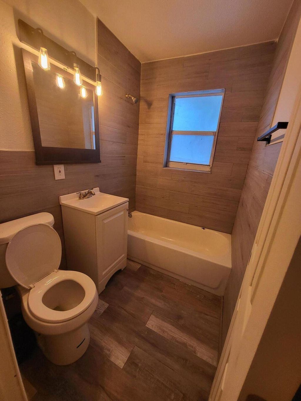 Photo of 105 SW 12th Avenue #107b, Delray Beach, FL 33444 (MLS # B26013817)