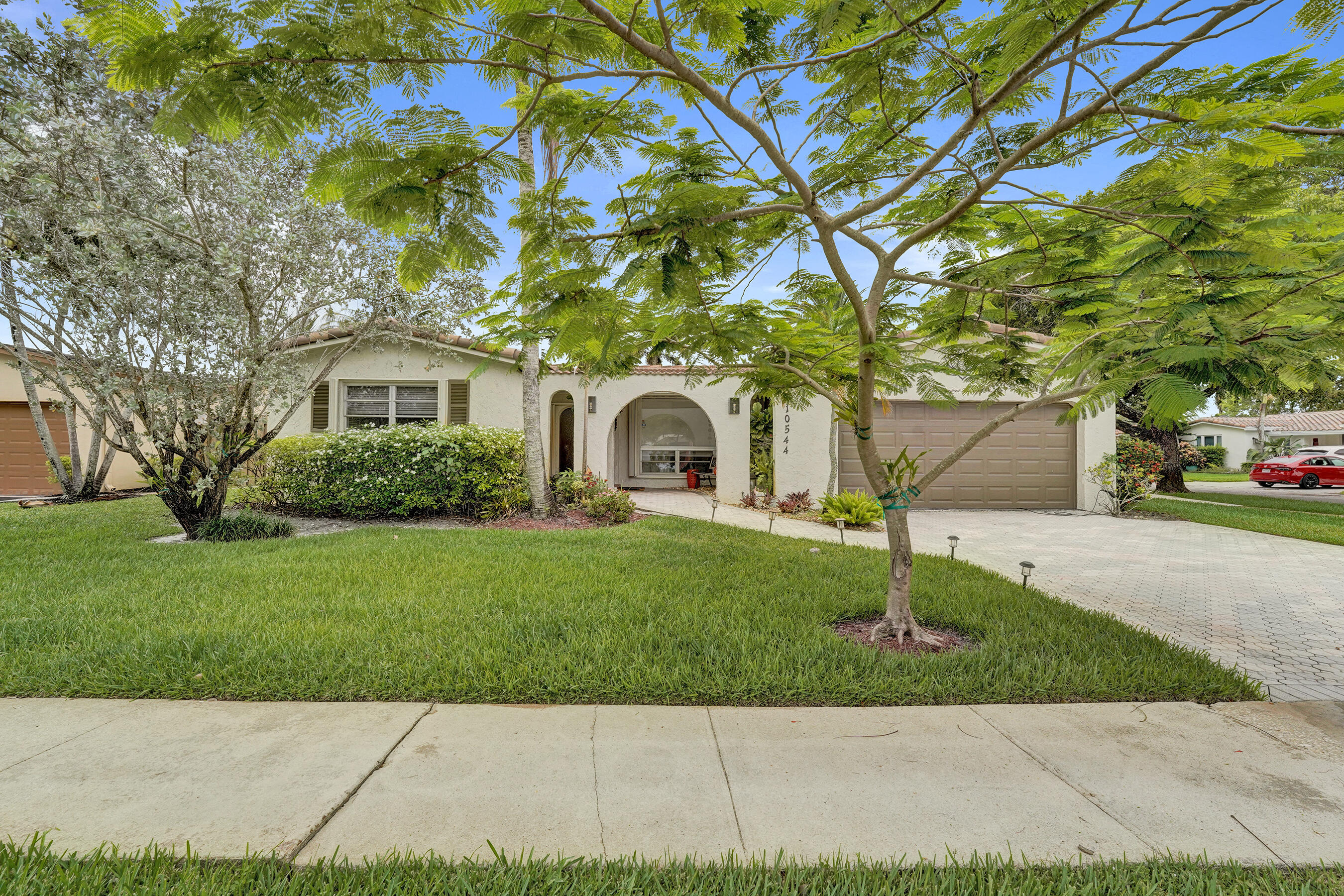 10544 NW 4th Street