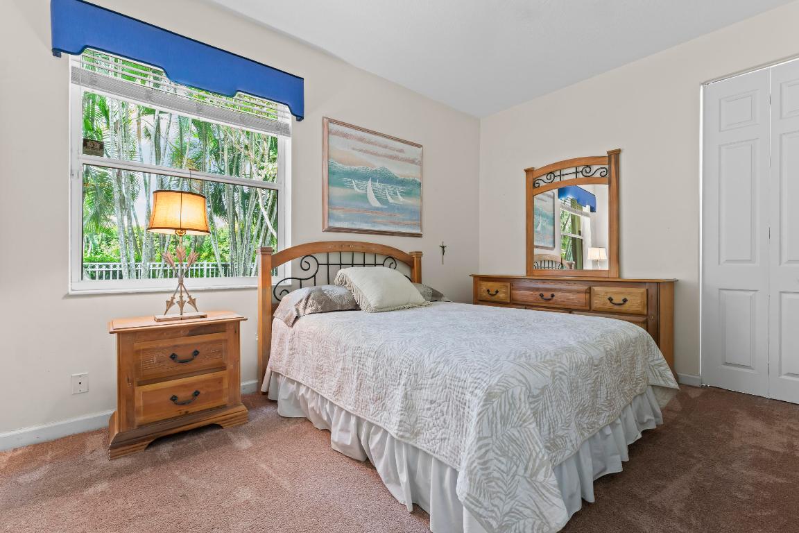 WYNDHAM LAKES CENTRAL - Residential