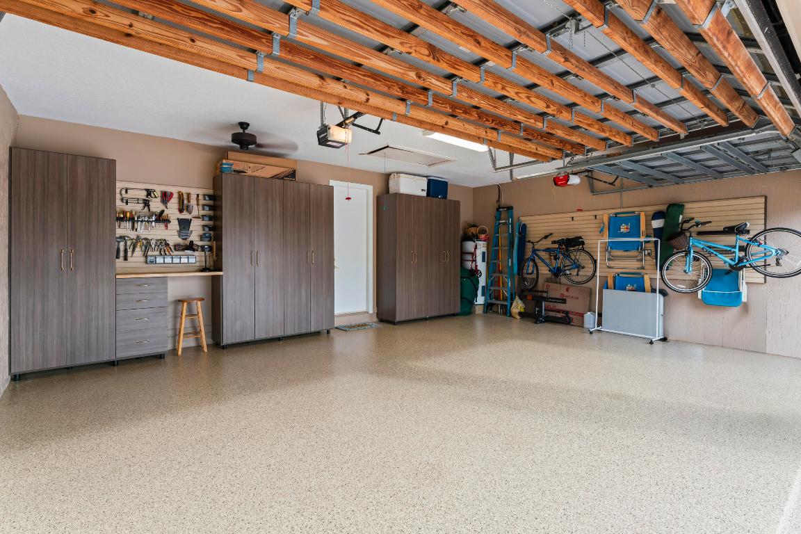 WYNDHAM LAKES CENTRAL - Residential