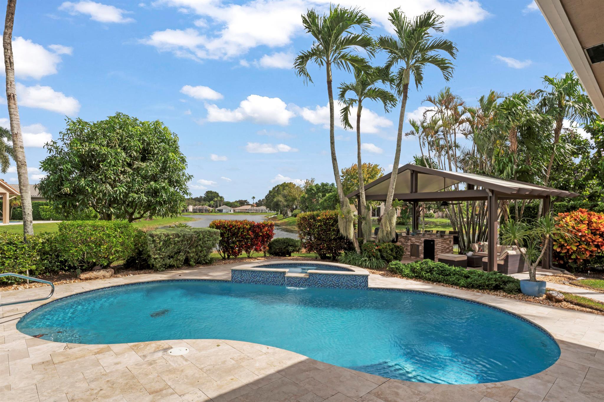 WYNDHAM LAKES CENTRAL - Residential