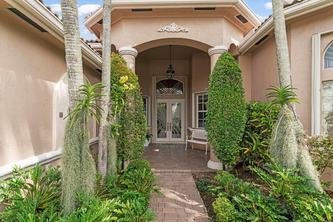 WYNDHAM LAKES CENTRAL - Residential