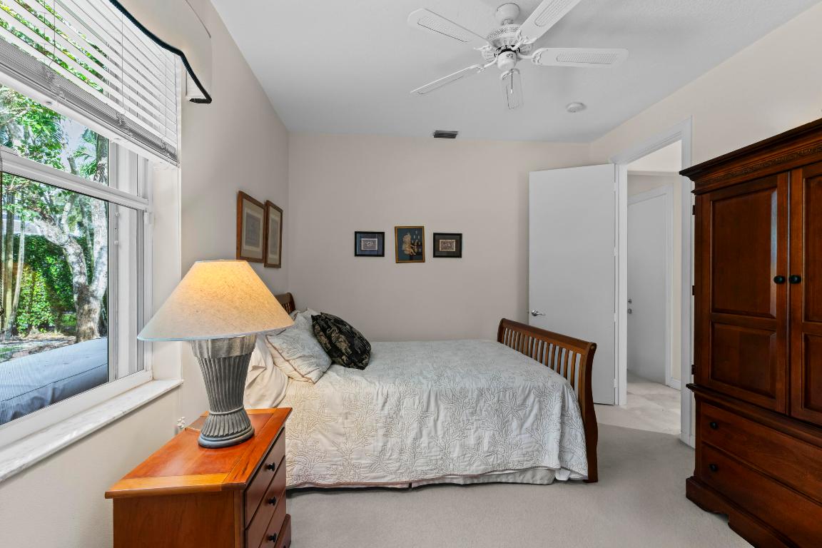 WYNDHAM LAKES CENTRAL - Residential