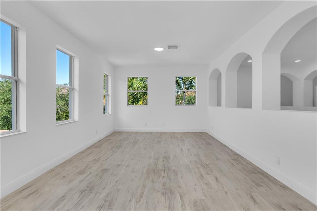 Terracina Johnson Prop PU - Residential