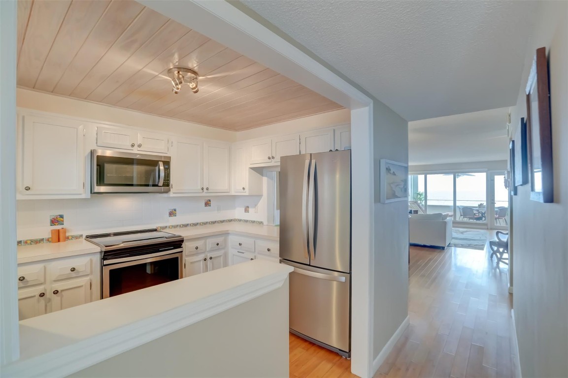 CRANE CRES - Residential