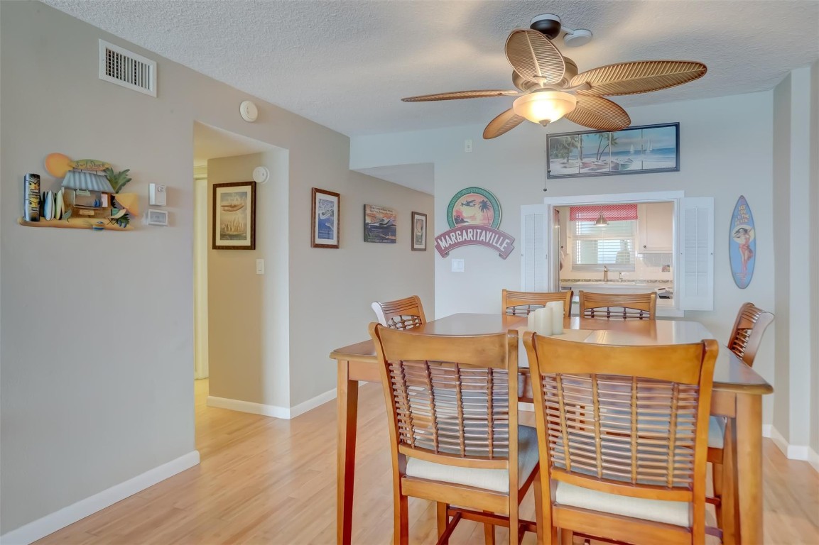 CRANE CRES - Residential