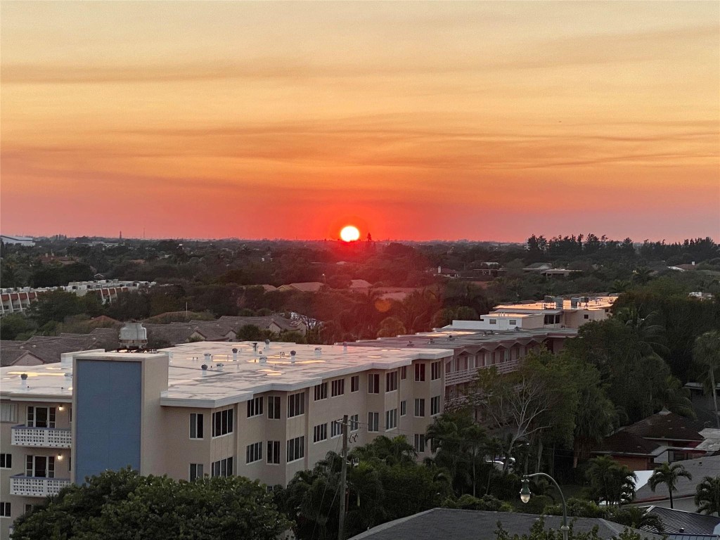 CRANE CRES - Residential