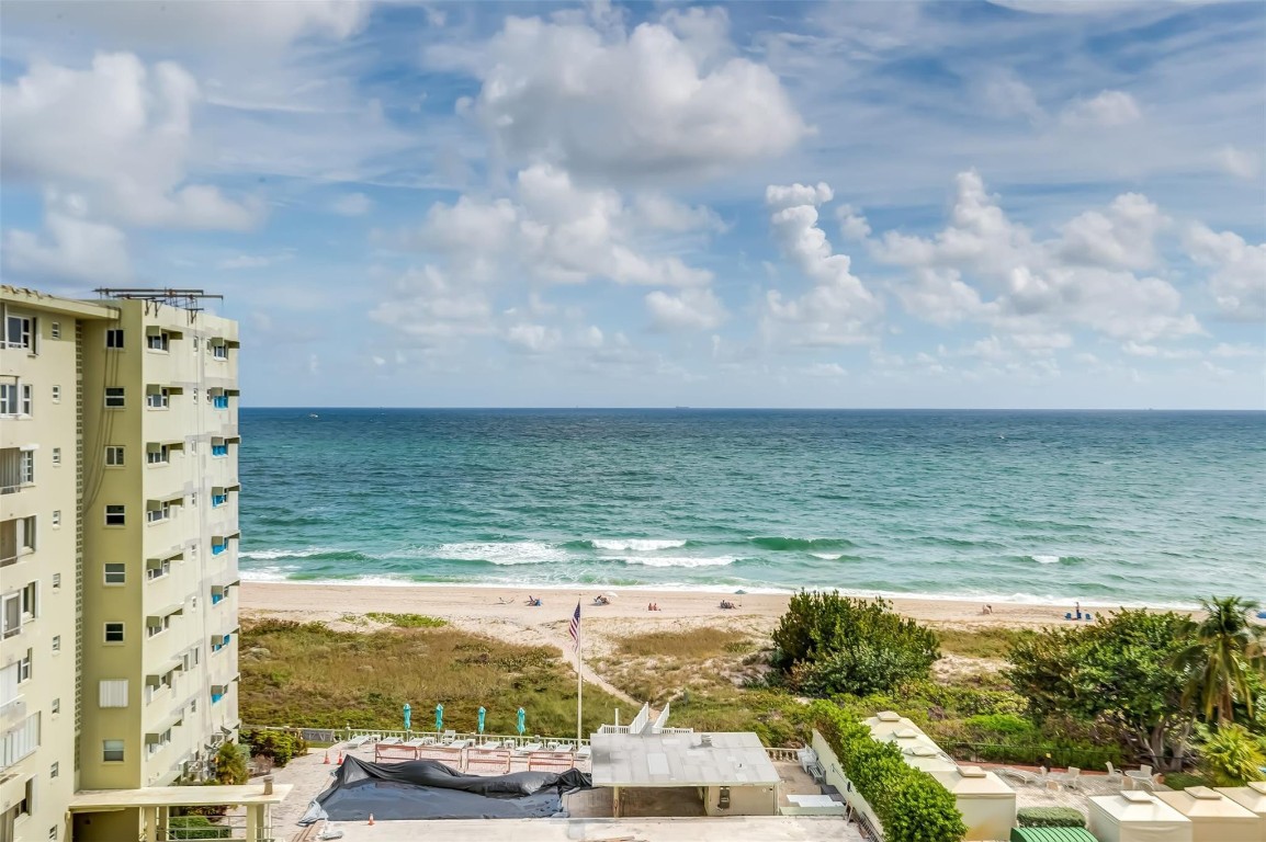 CRANE CRES - Residential