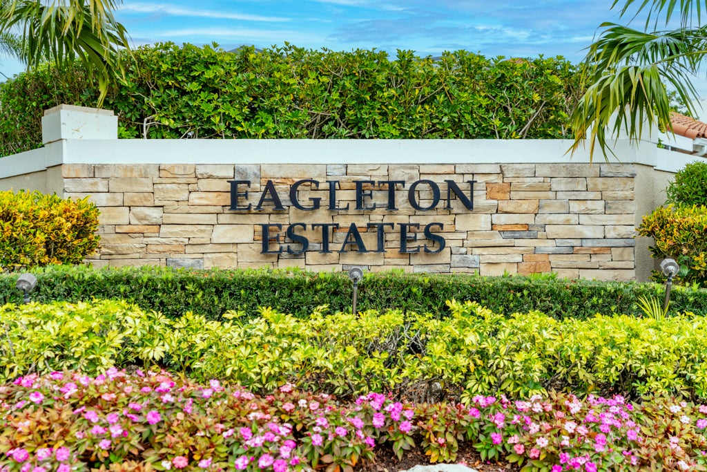 Photo of 262 Eagleton Estate Boulevard, Palm Beach Gardens, FL 33418 (MLS # R11075867)