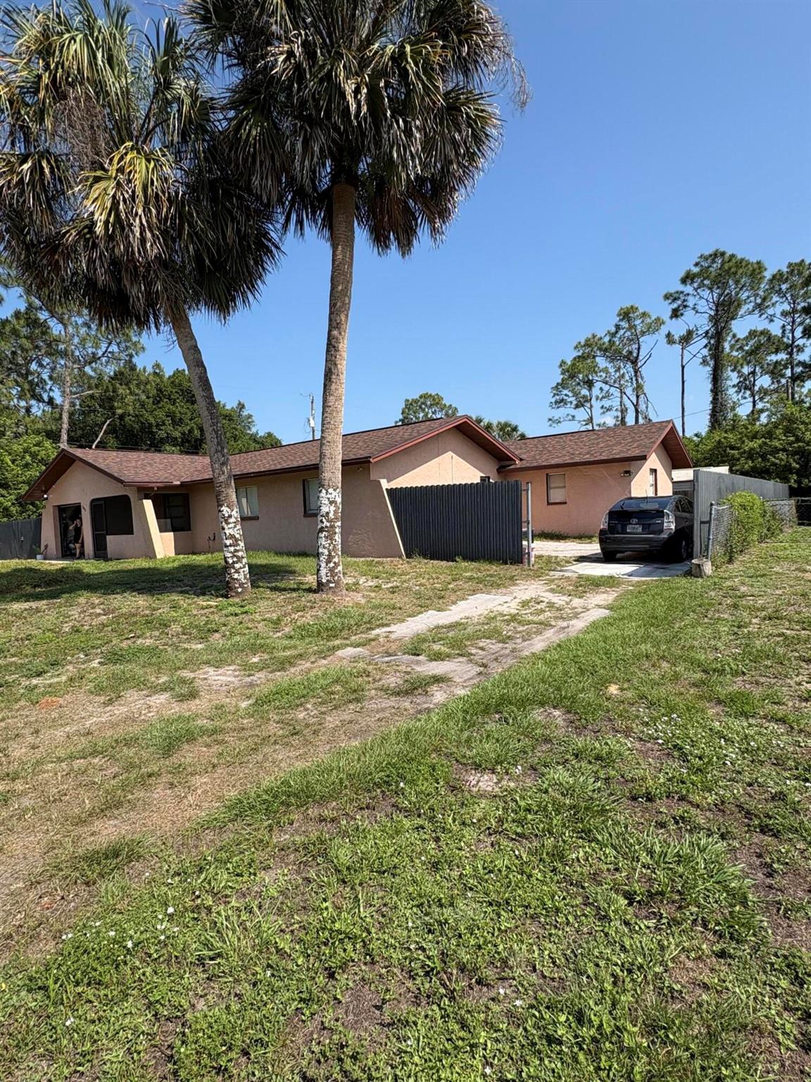 305 E 6th Street