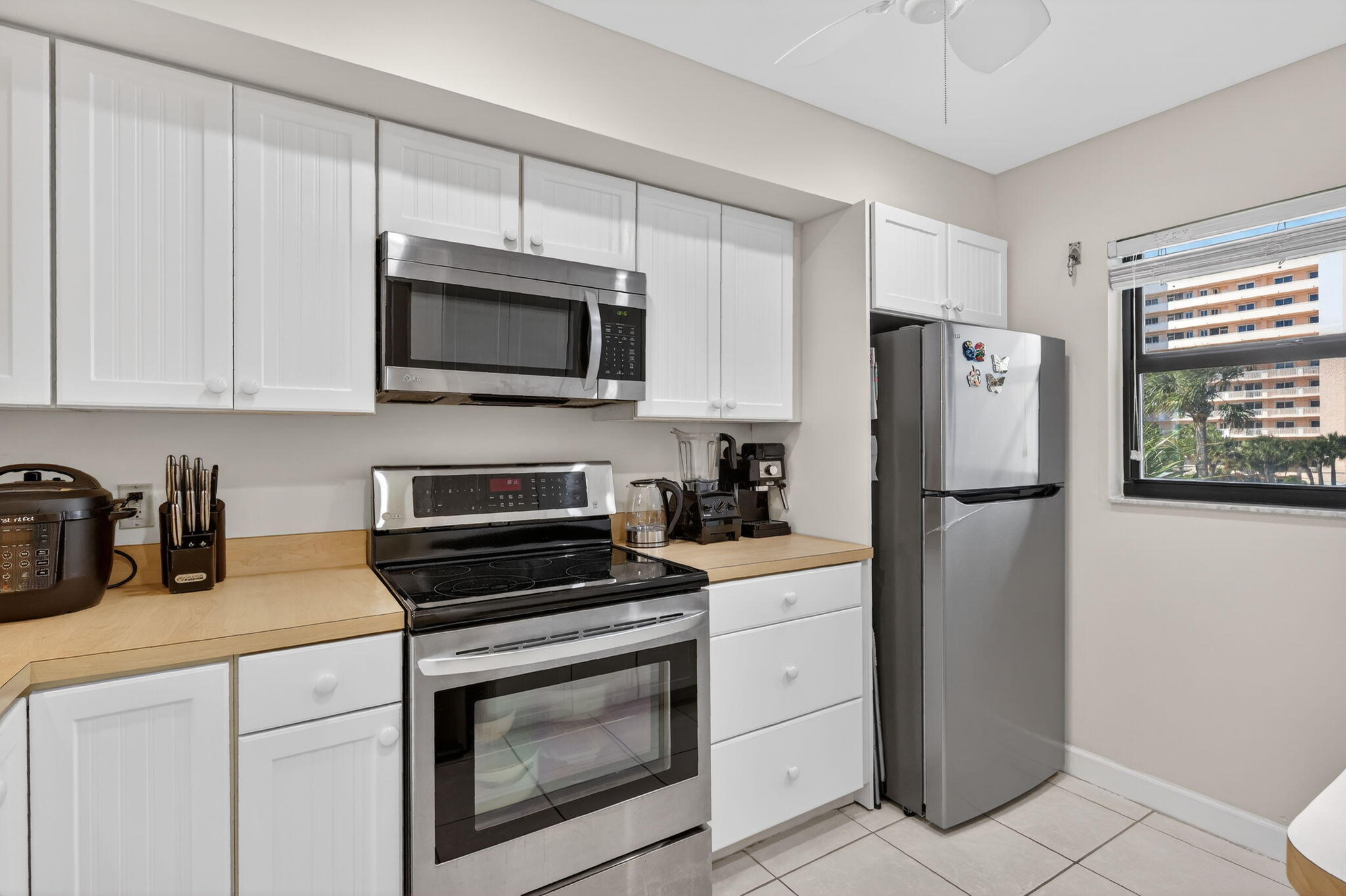 OCEAN HARBOUR CONDOMINIUM B - Residential