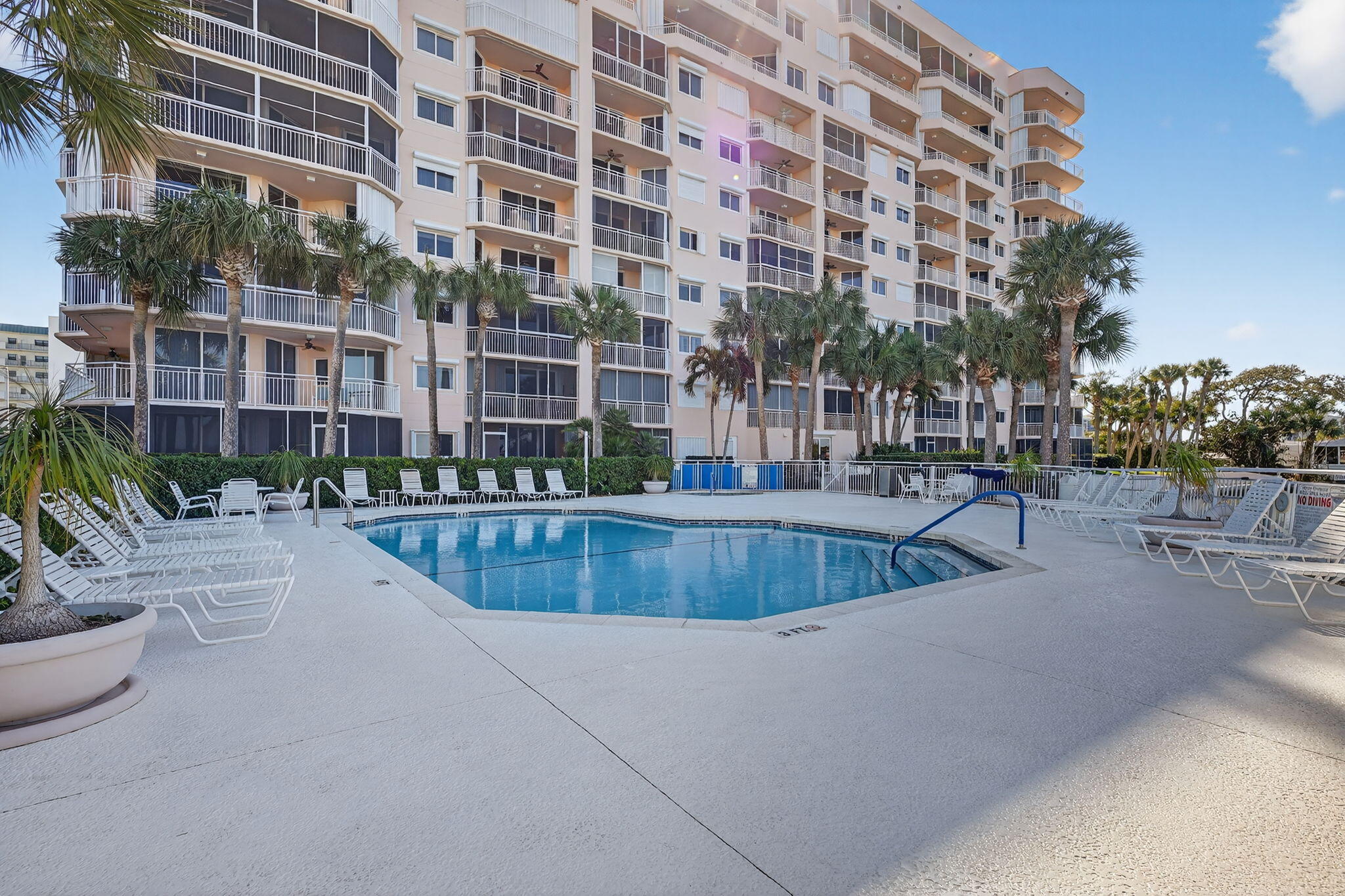 OCEAN HARBOUR CONDOMINIUM B - Residential