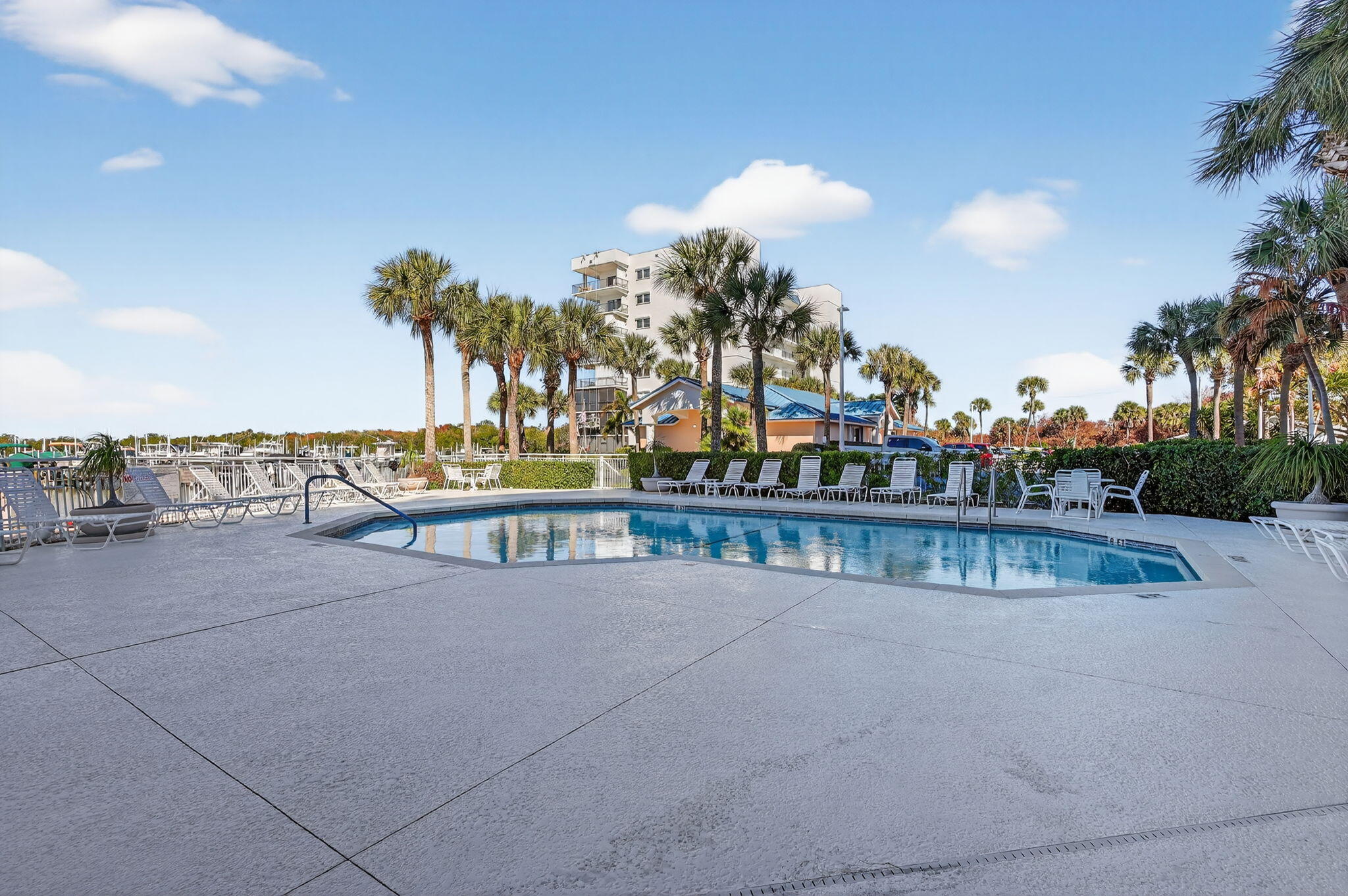 OCEAN HARBOUR CONDOMINIUM B - Residential