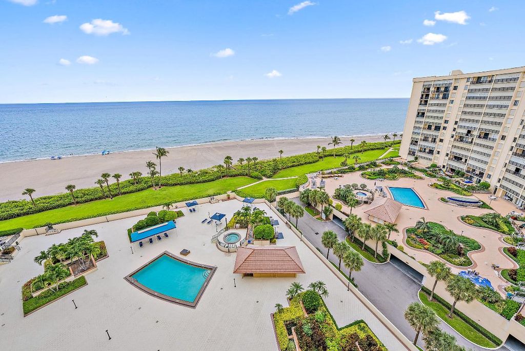 Photo of 400 Ocean Trail Way #1208, Jupiter, FL 33477 (MLS # R10910417)